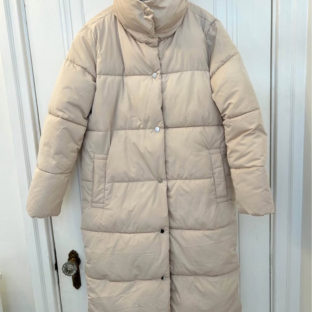 Stradivarius Cream Long Puffer Coat - Midi Length Puffer Coat Lightweight !